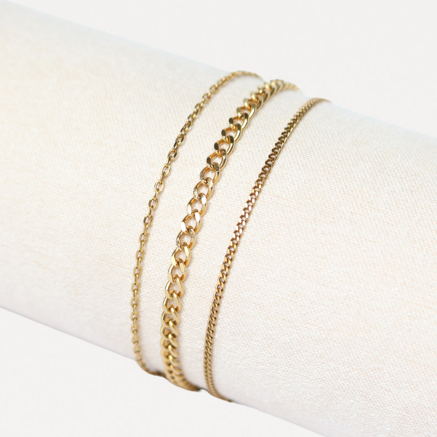 Everyday Layered Gold Bracelet – 3-in-1 Dainty Chain Bracelet with Multi-Clasp | Lazee Jewelry